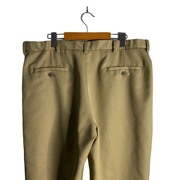 Haggar Clothing Men's Khaki Tan Classic Fit Straight Leg Pants - Picture 7 of 9